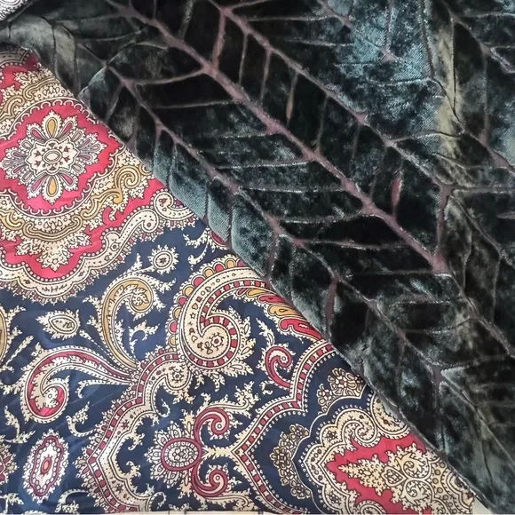 Fall/Winter Ensemble: Talbots Sweater, Silk Devoré Scarf, Effy Locket, Cat Purse